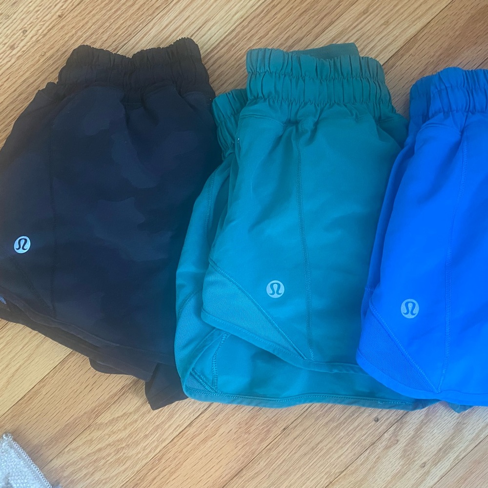 Bundle of 3 pairs Lululemon Hotty Hot Shorts 2.5in Size 0